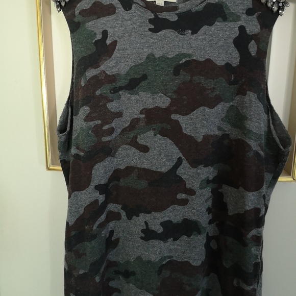 Zara sleeveless t shirt camouflage print - Picture 3 of 5